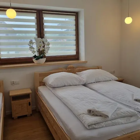 Zakontek Apartman *