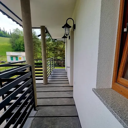 Zakontek Apartman *